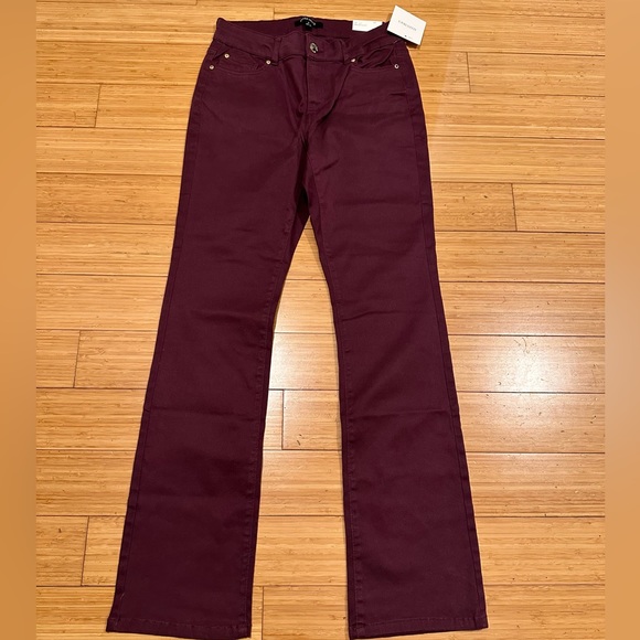 Ellen Tracy Wine Red Stretch Twill Boot Cut Pants Size 8 - Picture 1 of 12